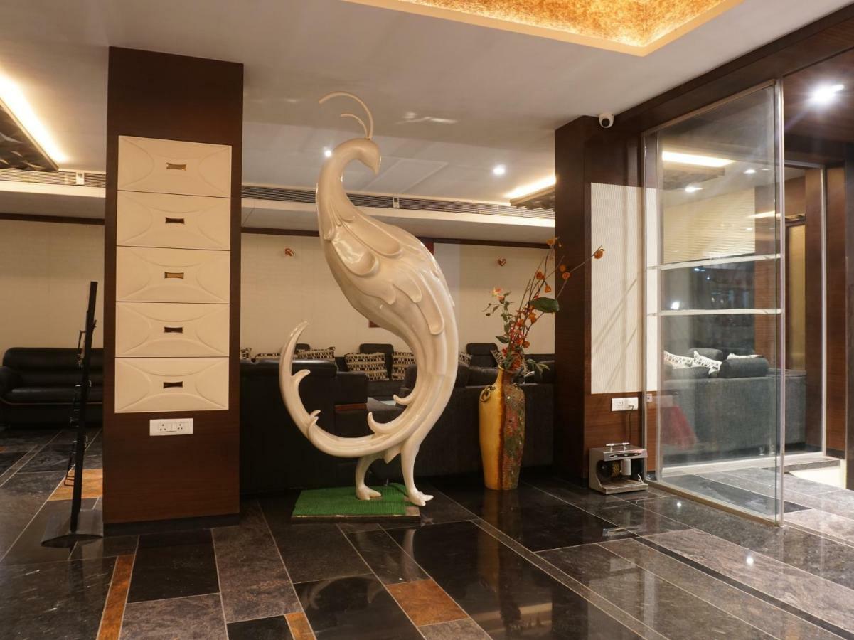 Palette Four Seasons Recreation Resort Jalgaon Exterior foto