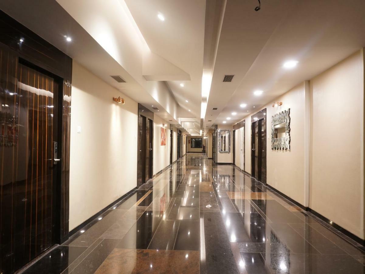 Palette Four Seasons Recreation Resort Jalgaon Exterior foto